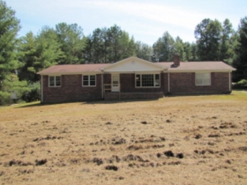 232 Varner Rd, Woodruff, SC 29388 