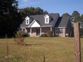 142 Graveyard Ln, Moncks Corner, SC 29461 