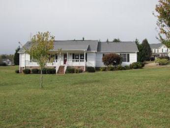 169 Red Globe Ln, Woodruff, SC 29388 