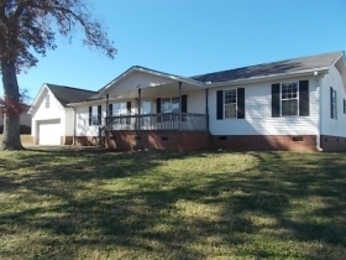 423 Roe Rd, Greenville, SC 29611 