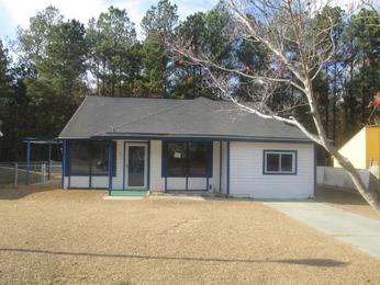 421 Greenlake Dr, Hopkins, SC 29061 