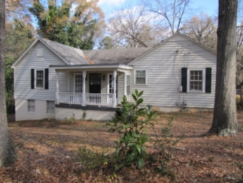 104 Wedgewood Dr, Laurens, SC 29360 