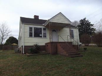 111 Earnshaw Ave, Greenville, SC 29617 