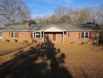 2012 Moore Duncan Hwy, Moore, SC 29369 