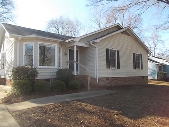 203 Berry Rd, Greer, SC 29650 