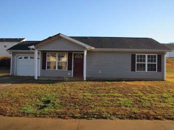 8 Laws Ln, Piedmont, SC 29673 