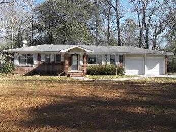 1100 Langdoc Street, Moncks Corner, SC 29461 