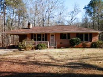 118 Pineview Drive, Greenwood, SC 29646 