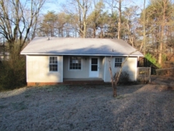 203 Knighton Drive, Wellford, SC 29385 