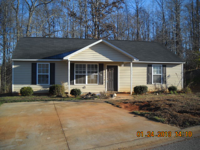 174 Falcon Ridge Dr, Boiling Springs, SC 29316 