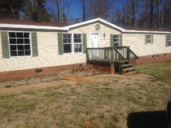 135 Tree Top Ln, Easley, SC 29642 
