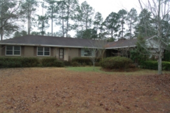 206 Azalea Dr, Mullins, SC 29574 