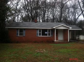 406 N Woodland Dr, Lancaster, SC 29720 