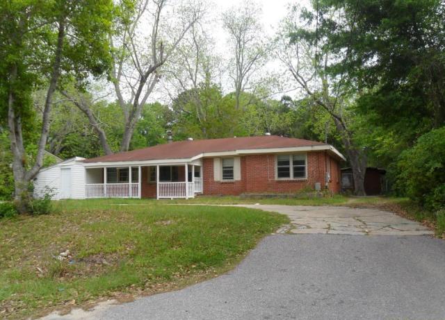 1330 Ronald Ln, Charleston, SC 29412 