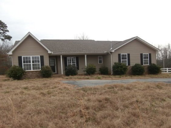 275 Pearson Rd, Greer, SC 29651 