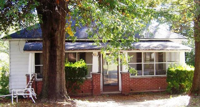 9 4th Ave, Greenville, SC 29611 