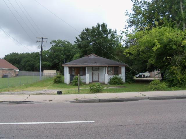 1305 Remount Rd, N Charleston, SC 29406 