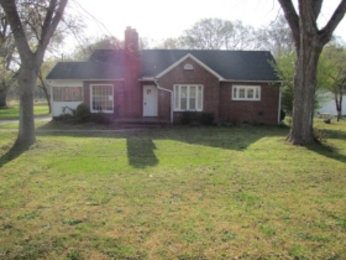1604 E Calhoun St, Anderson, SC 29621 
