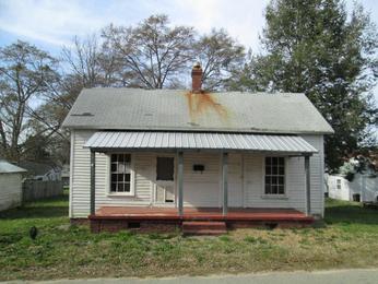 6 Hunt Ave, Liberty, SC 29657 