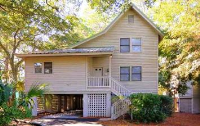 227 S Sea Pines Dr, Hilton Head, SC 29928 