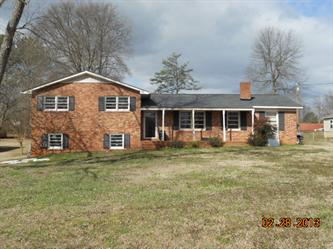 210 Kenneth Dr, Boiling Springs, SC 29316 