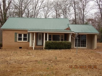 600 Burnett Rd, Greenwood, SC 29646 