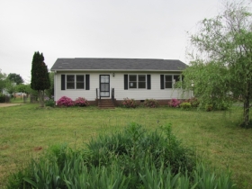 107 Millwood Ln, Wellford, SC 29385 