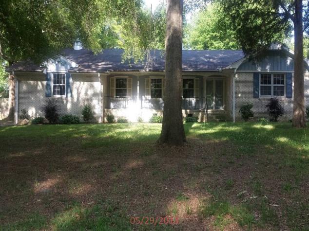 108 Poinsettia Dr, Simpsonville, SC 29681 