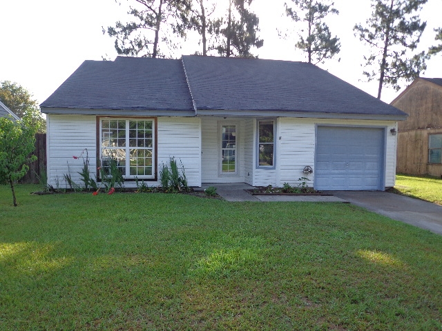 111 Lancashire Rd, Summerville, SC 29483 