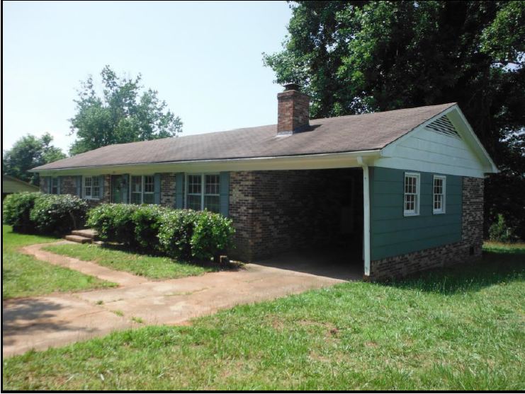 285 Sequoia Dr, Spartanburg, SC 29306 