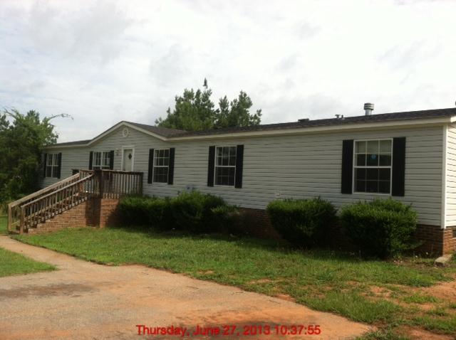 301 Ramblewood Ct, Gray Court, SC 29645 
