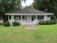 108 S Walnut St, Lake View, SC 29563 