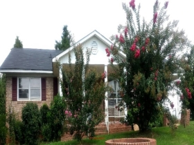 209 Sherwood Drive, Easley, SC 29640 