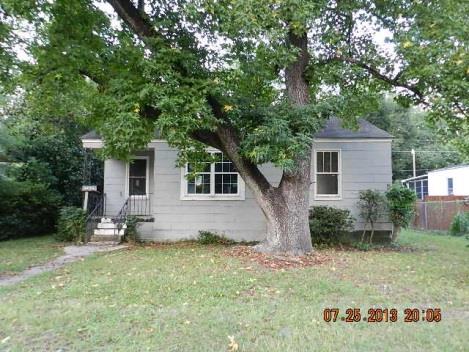 2619 Woodlawn Avenue, North Charleston, SC 29405 