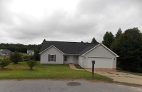 303 Shady Pines Ct, Fountain Inn, SC 29644 