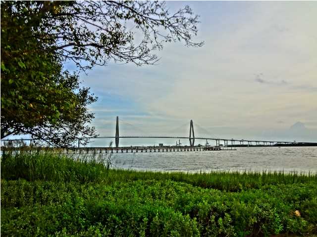 218 6TH AVE, Mount Pleasant, SC 29464 