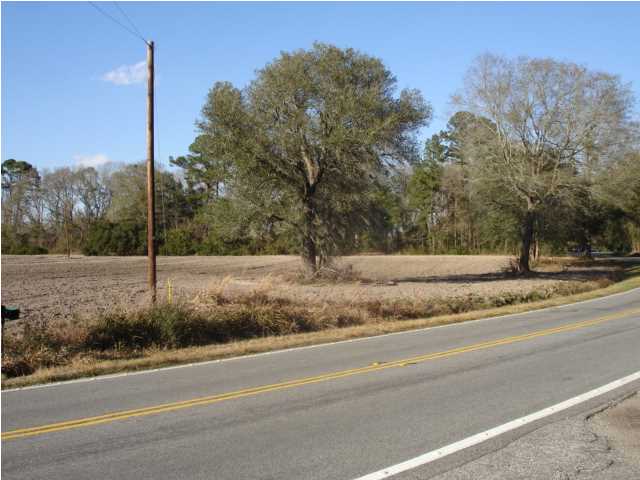 5 TOOGOODOO RD, Meggett, SC 29449 