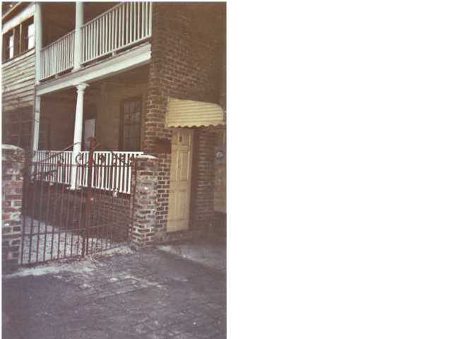 21 AMERICA ST, Charleston, SC 29403 