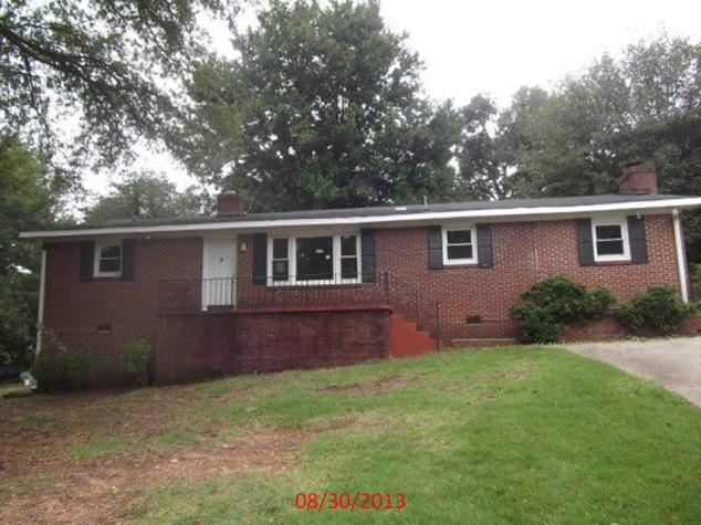 18 Maxie Ave, Greenville, SC 29611 
