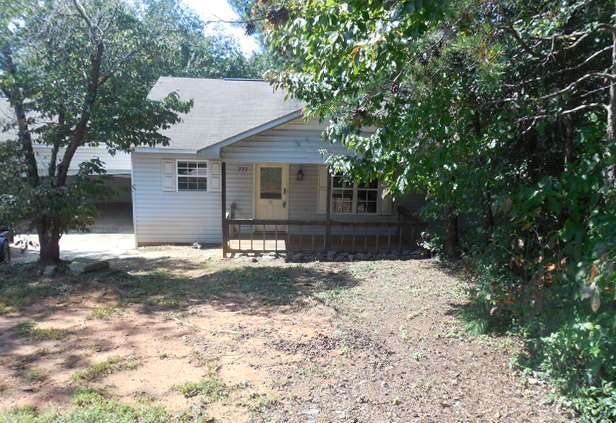 222 Orchard Ln, Seneca, SC 29672 