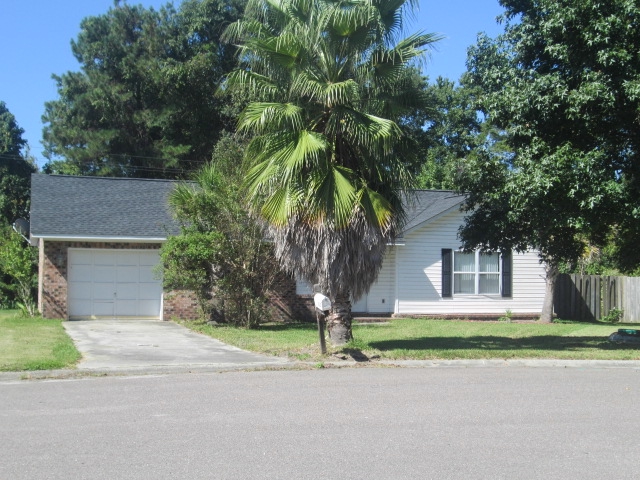 213 Glenda Vw, Ladson, SC 29456 