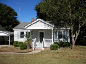 813 Durst Ave E, Greenwood, SC 29649 