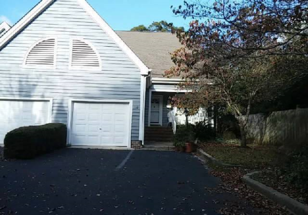 112 Waterfront Plantation Dr, Charleston, SC 29412 