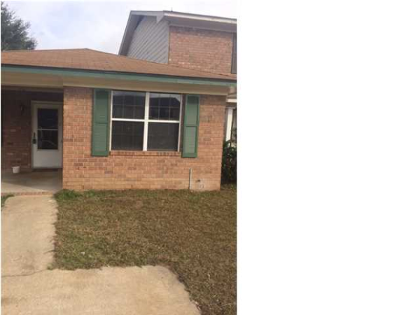 7740 SUZANNE DR, North Charleston, SC 29418 