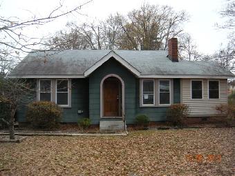 305 Flora Ave, Greenville, SC 29611 