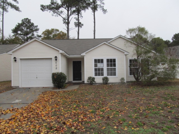 608 Oakhurst Dr, Myrtle Beach, SC 29579 