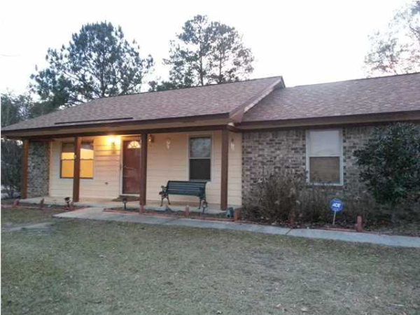 100 UNDERBRUSH CT, Moncks Corner, SC 29461 