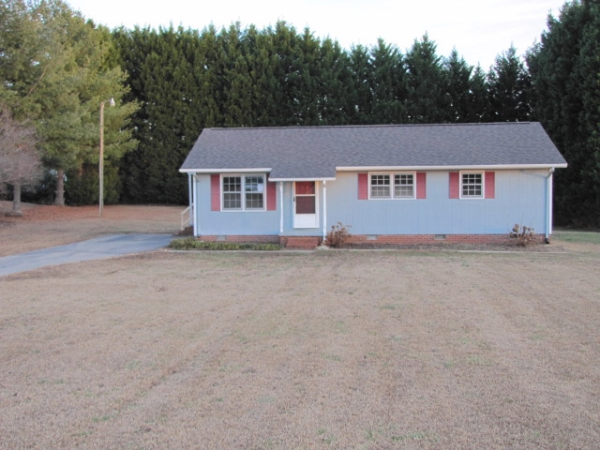 375 Archibald Road, Chesnee, SC 29323 