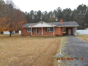 5389 Cade Rd, Cades, SC 29518 