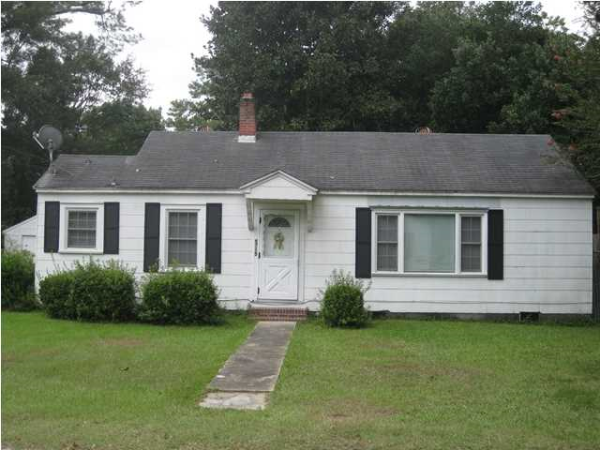 5715 ROBINSON ST, Hanahan, SC 29410 